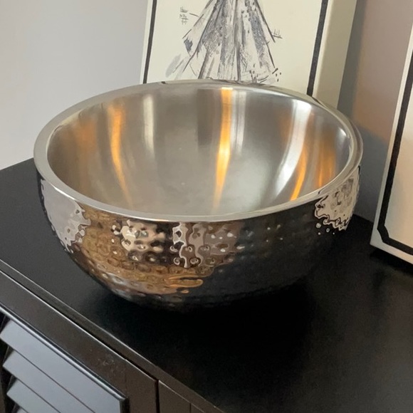 Contemporary Stainless Steel Bowl - Picture 4 of 6
